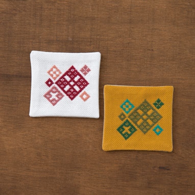 こぎん刺しコースターA