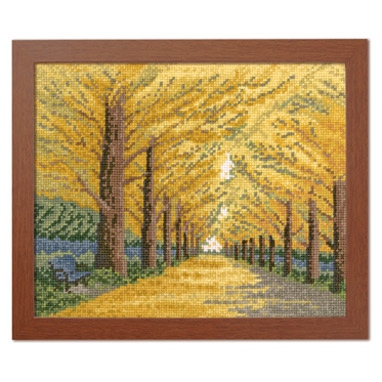 黄金色の散歩道