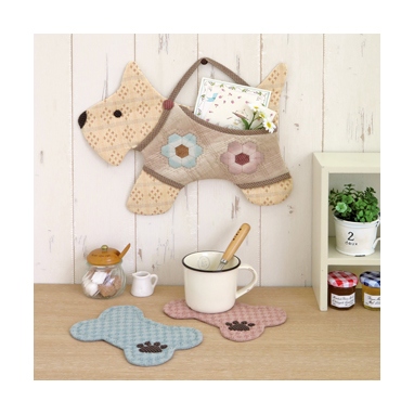 テリアのウォールポケットとボーンのコースター