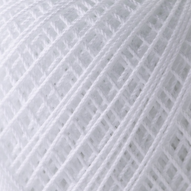 金票40番レース糸 10g