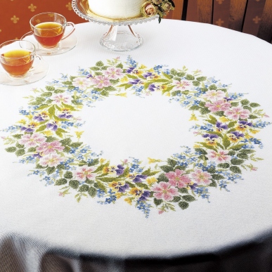 ワイルドローズのテーブルクロス