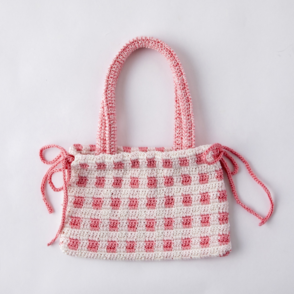 デザイン：池上舞